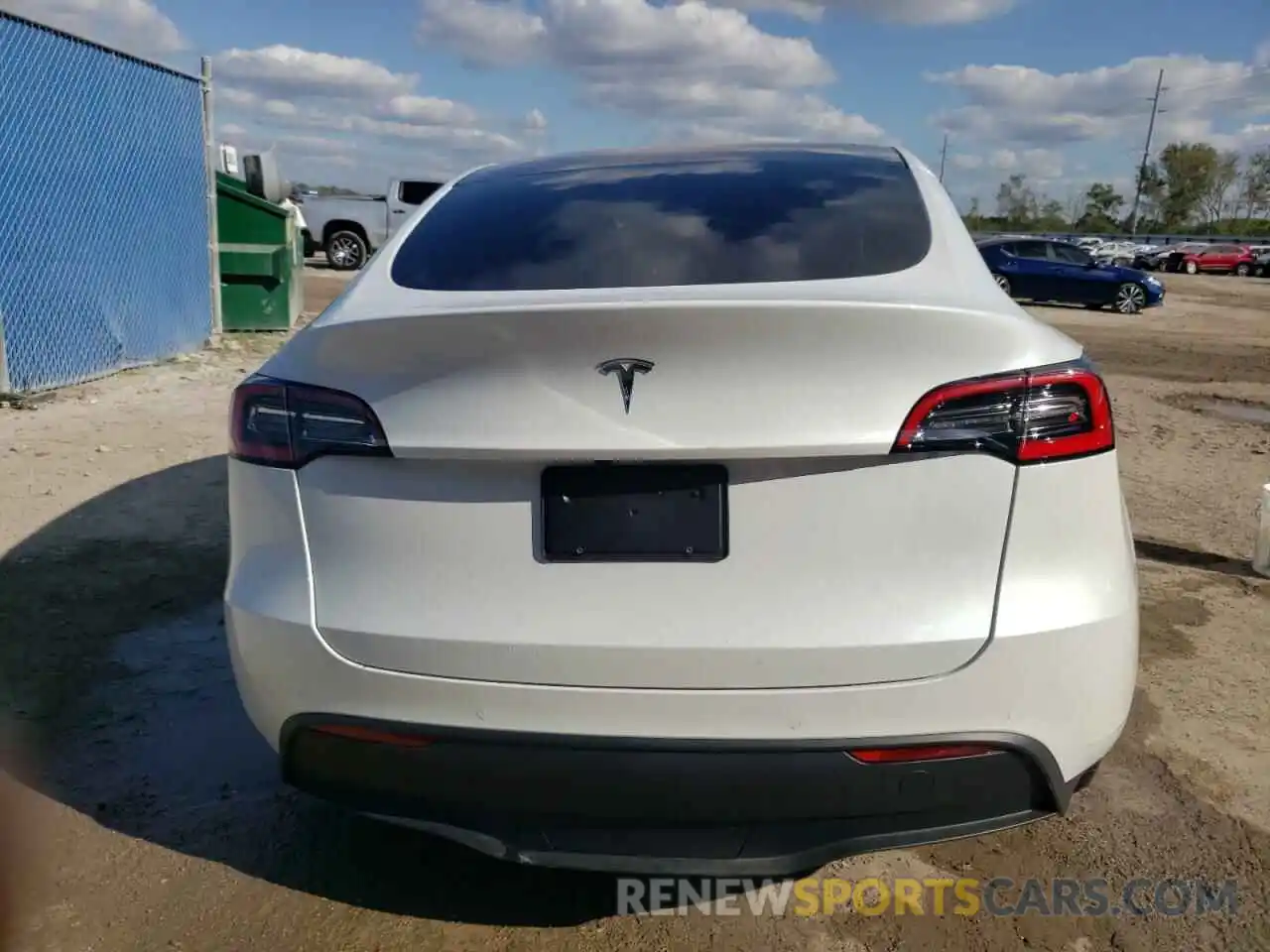 6 Photograph of a damaged car 5YJYGAED0MF142727 TESLA MODEL Y 2021