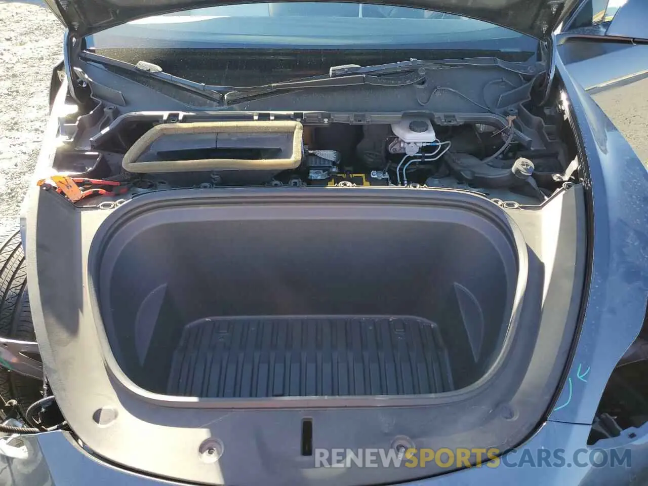 11 Photograph of a damaged car 5YJYGAED2MF136055 TESLA MODEL Y 2021