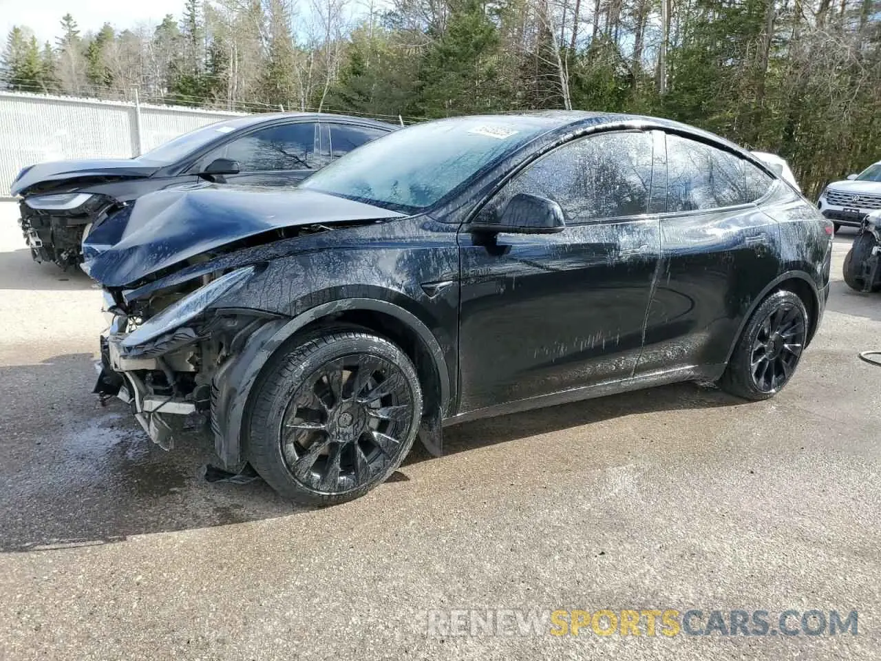 1 Photograph of a damaged car 5YJYGAEE0MF144423 TESLA MODEL Y 2021