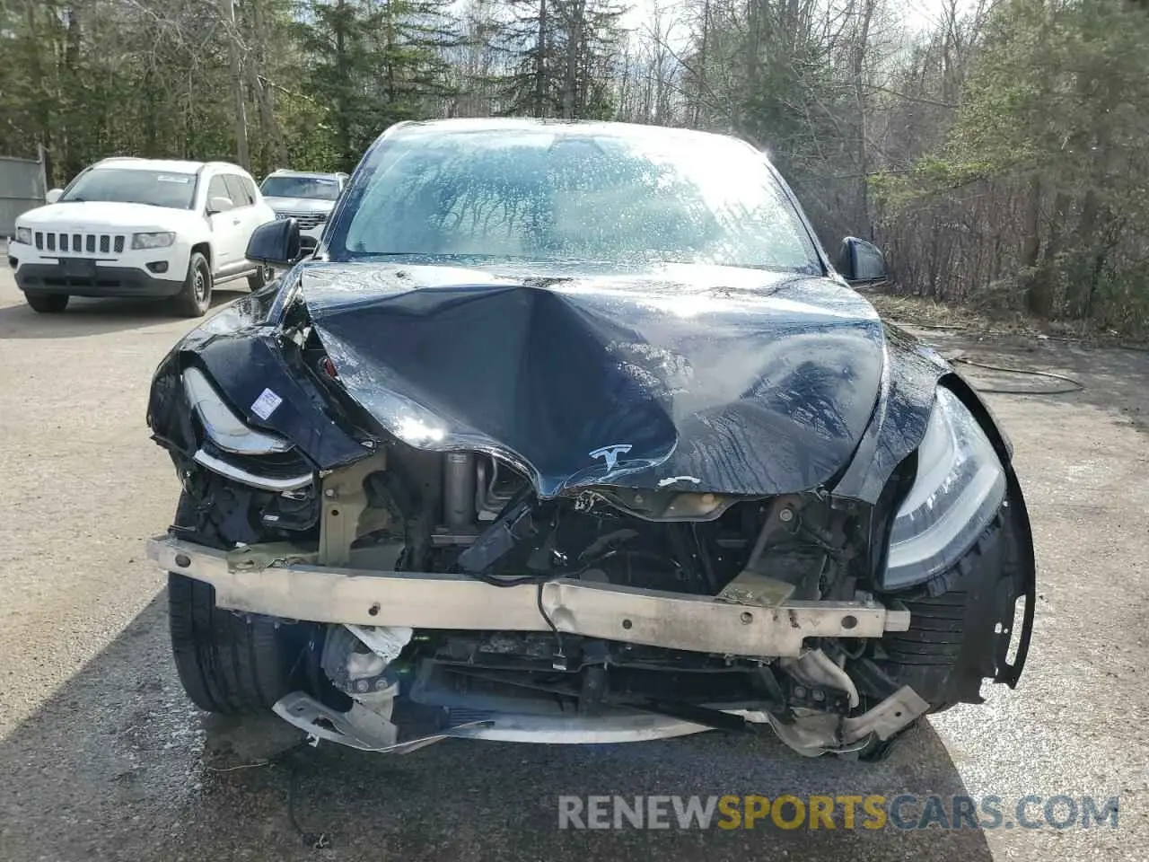 5 Photograph of a damaged car 5YJYGAEE0MF144423 TESLA MODEL Y 2021