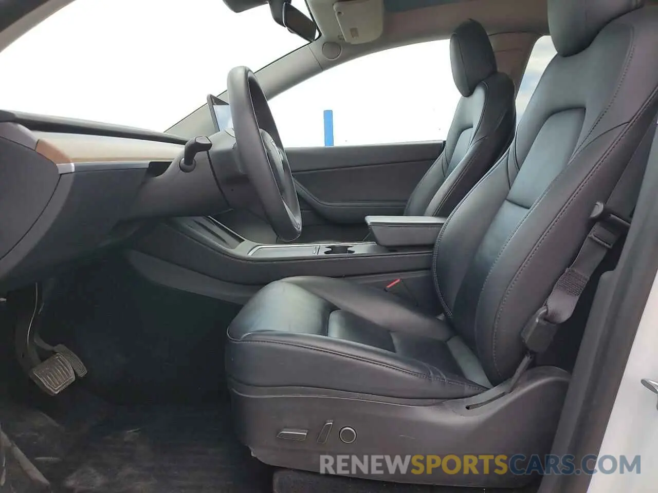7 Photograph of a damaged car 5YJYGAEE0MF159388 TESLA MODEL Y 2021