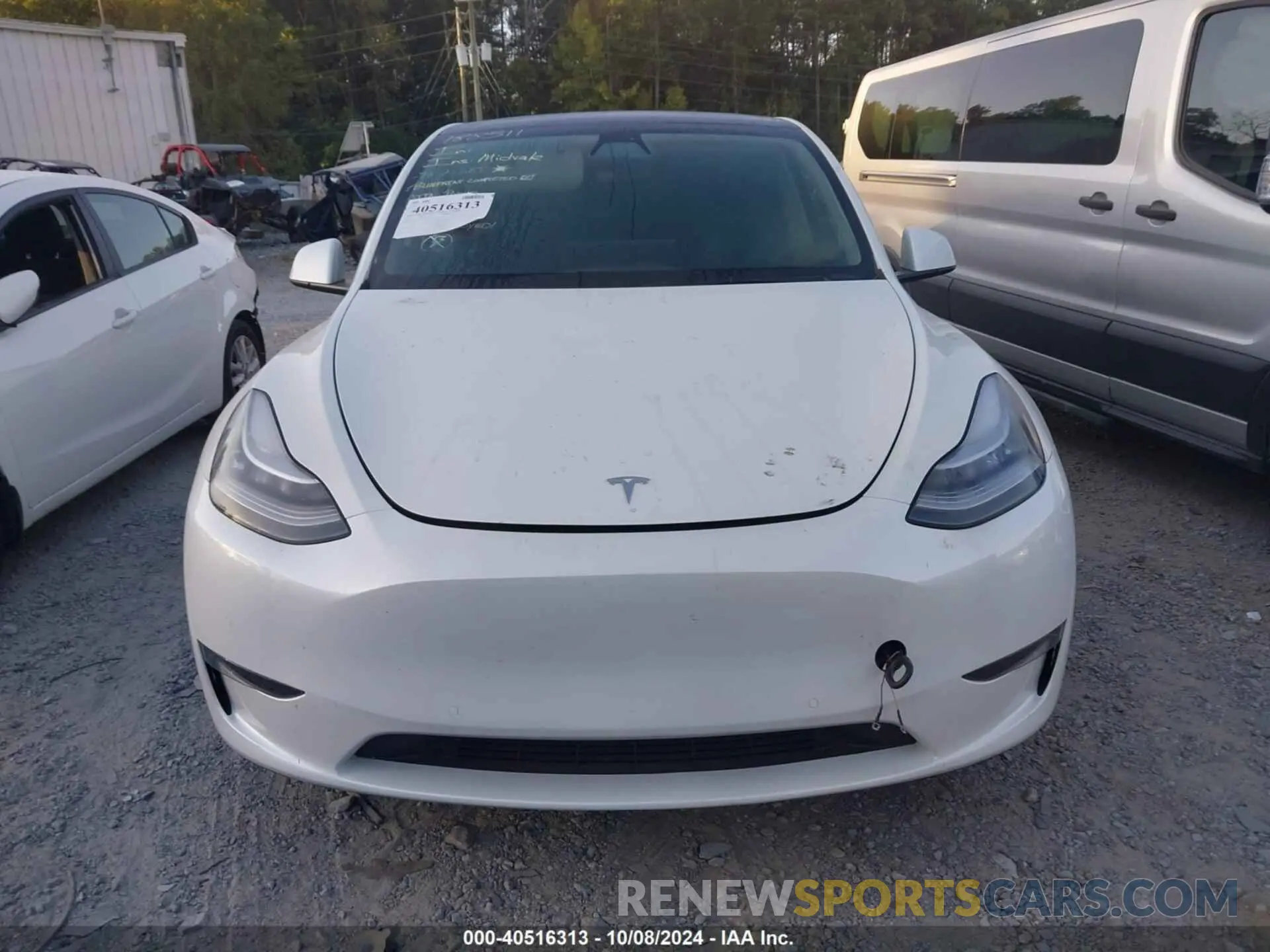 12 Photograph of a damaged car 5YJYGAEE0MF188311 TESLA MODEL Y 2021