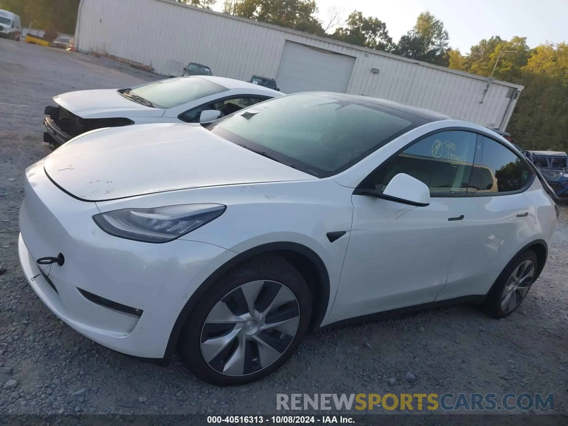 14 Photograph of a damaged car 5YJYGAEE0MF188311 TESLA MODEL Y 2021