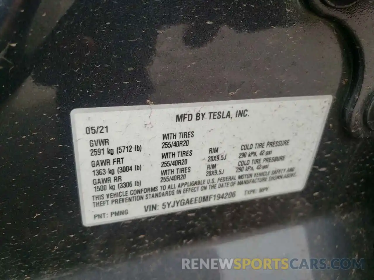 10 Photograph of a damaged car 5YJYGAEE0MF194206 TESLA MODEL Y 2021