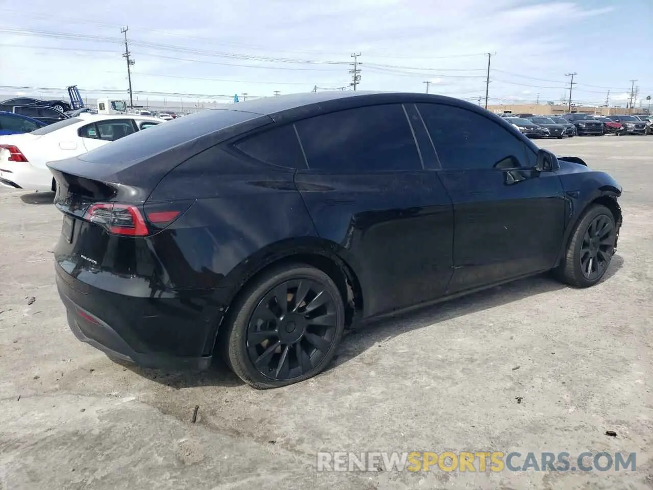 3 Photograph of a damaged car 5YJYGAEE0MF203308 TESLA MODEL Y 2021