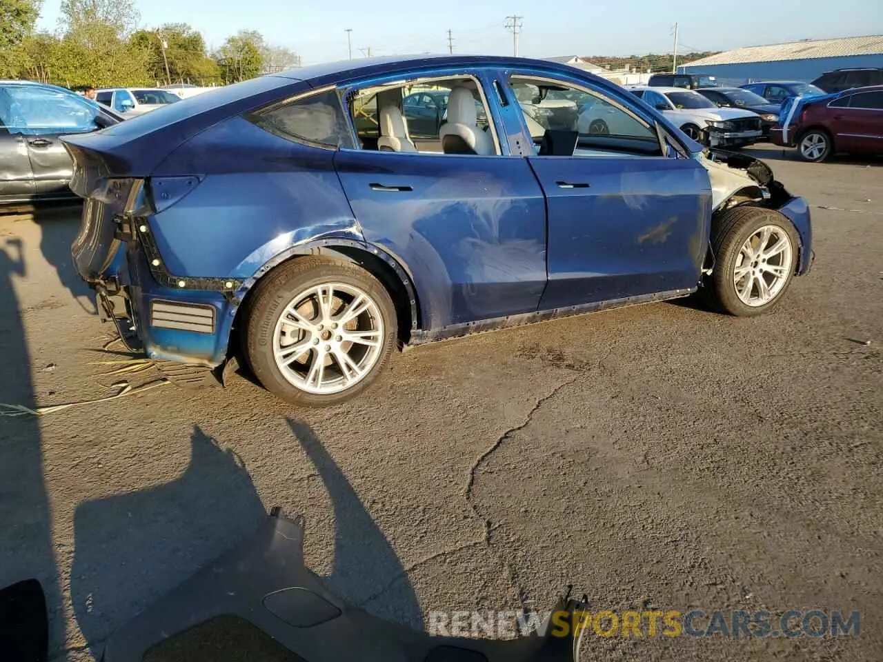 3 Photograph of a damaged car 5YJYGAEE1MF134533 TESLA MODEL Y 2021