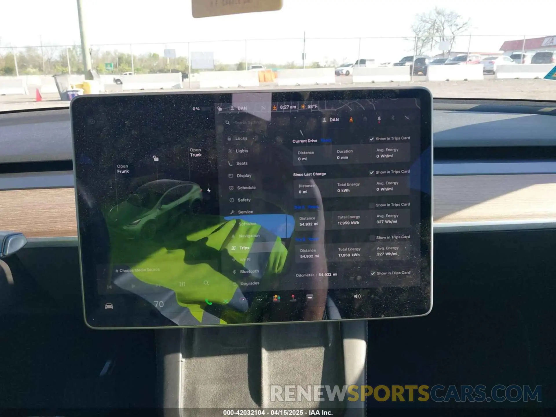 17 Photograph of a damaged car 5YJYGAEE1MF149887 TESLA MODEL Y 2021