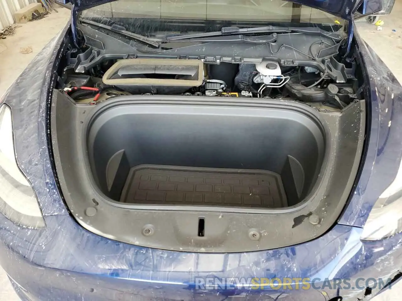 11 Photograph of a damaged car 5YJYGAEE1MF179892 TESLA MODEL Y 2021