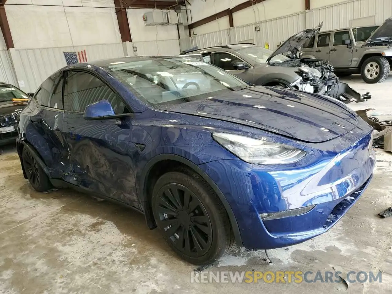 4 Photograph of a damaged car 5YJYGAEE1MF179892 TESLA MODEL Y 2021