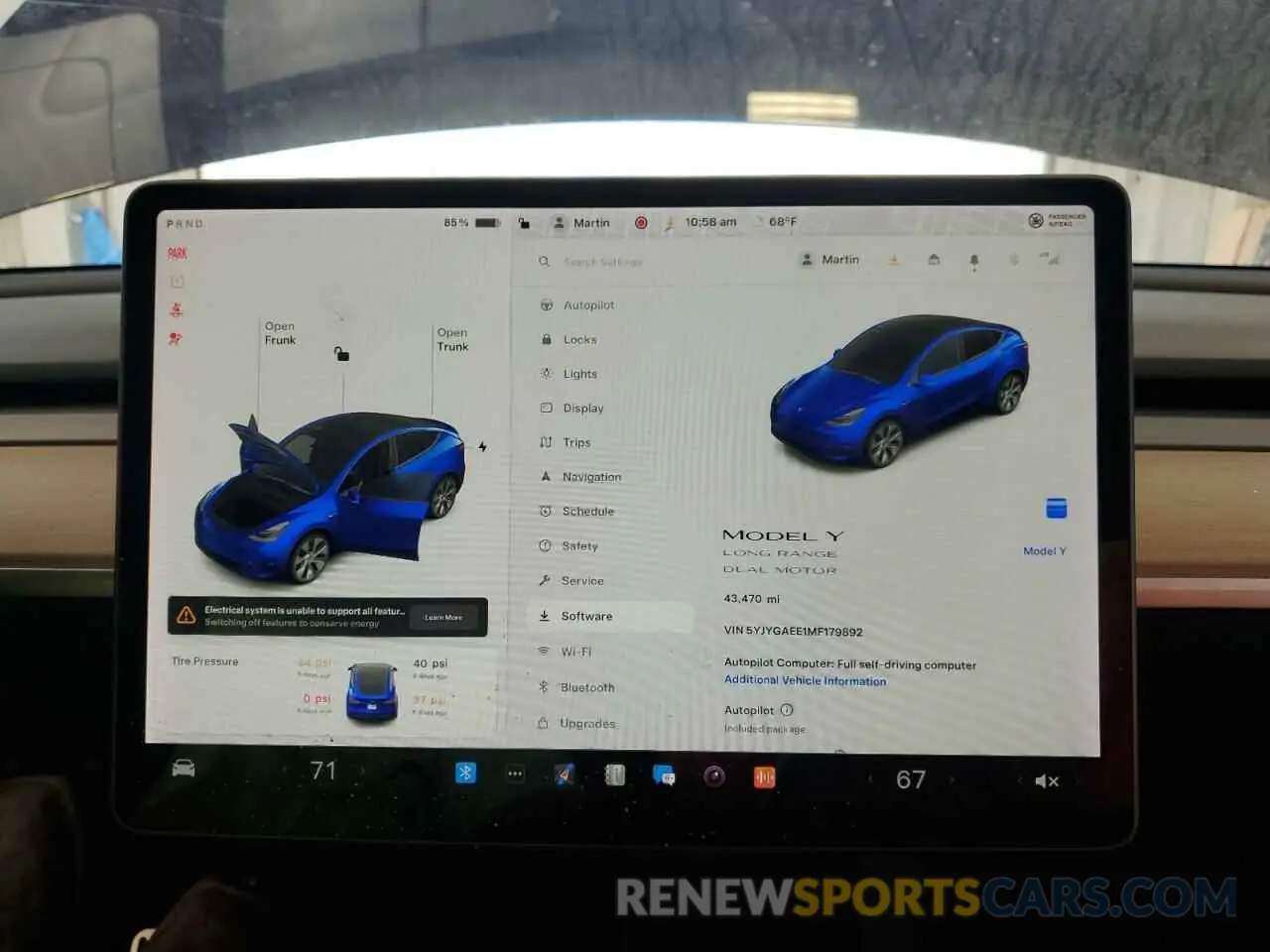 9 Photograph of a damaged car 5YJYGAEE1MF179892 TESLA MODEL Y 2021