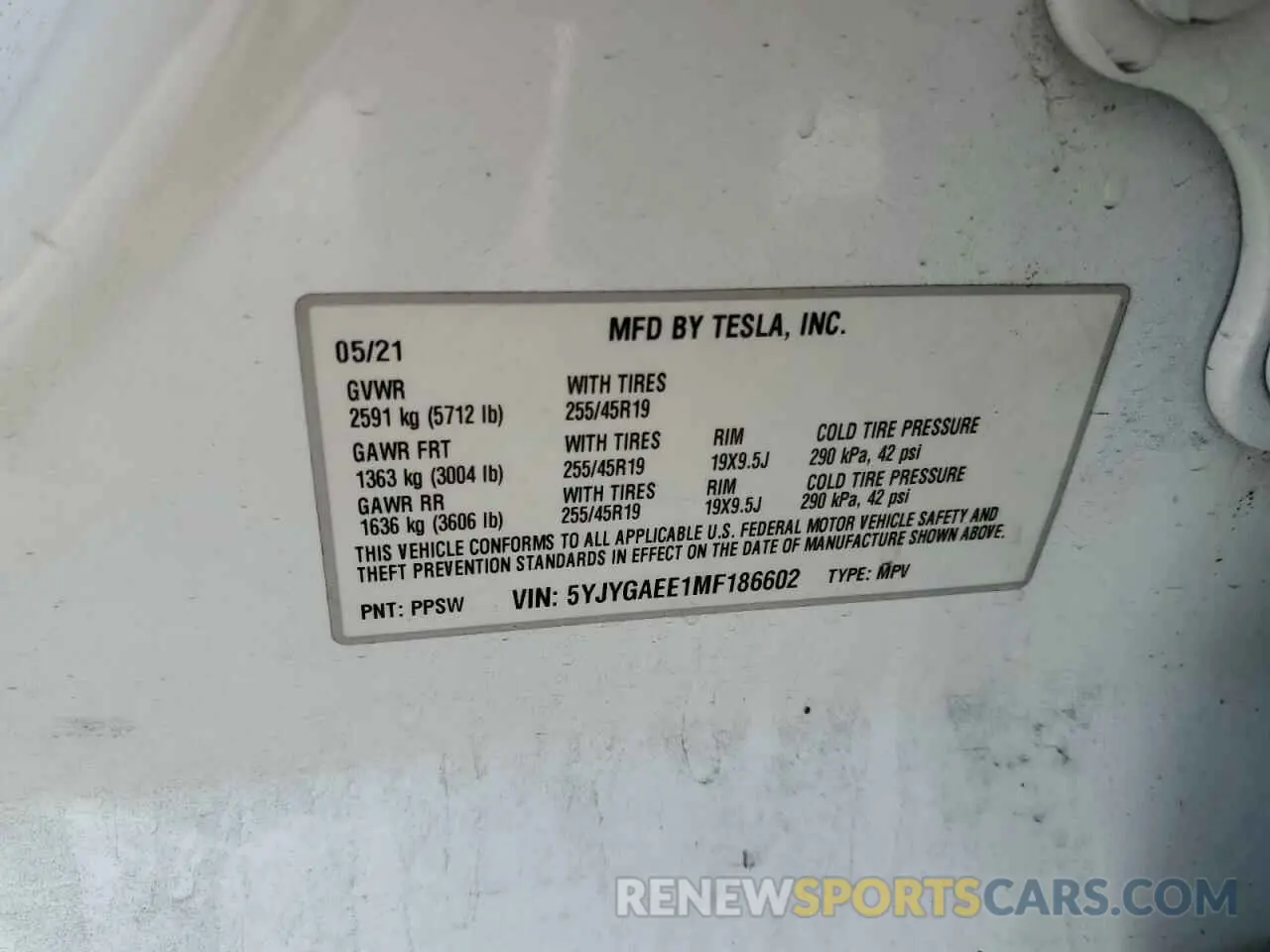 12 Photograph of a damaged car 5YJYGAEE1MF186602 TESLA MODEL Y 2021