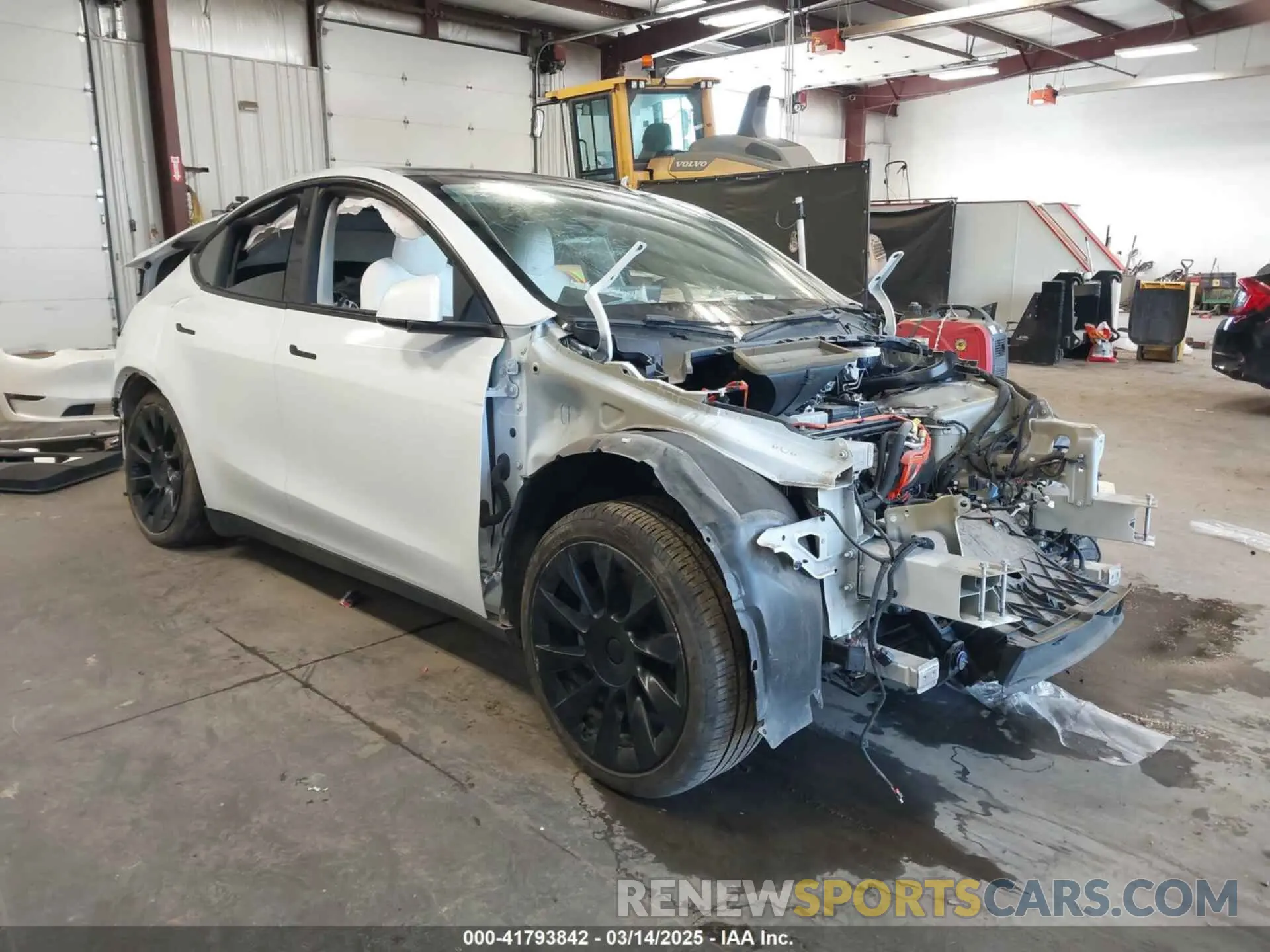 1 Photograph of a damaged car 5YJYGAEE1MF216200 TESLA MODEL Y 2021