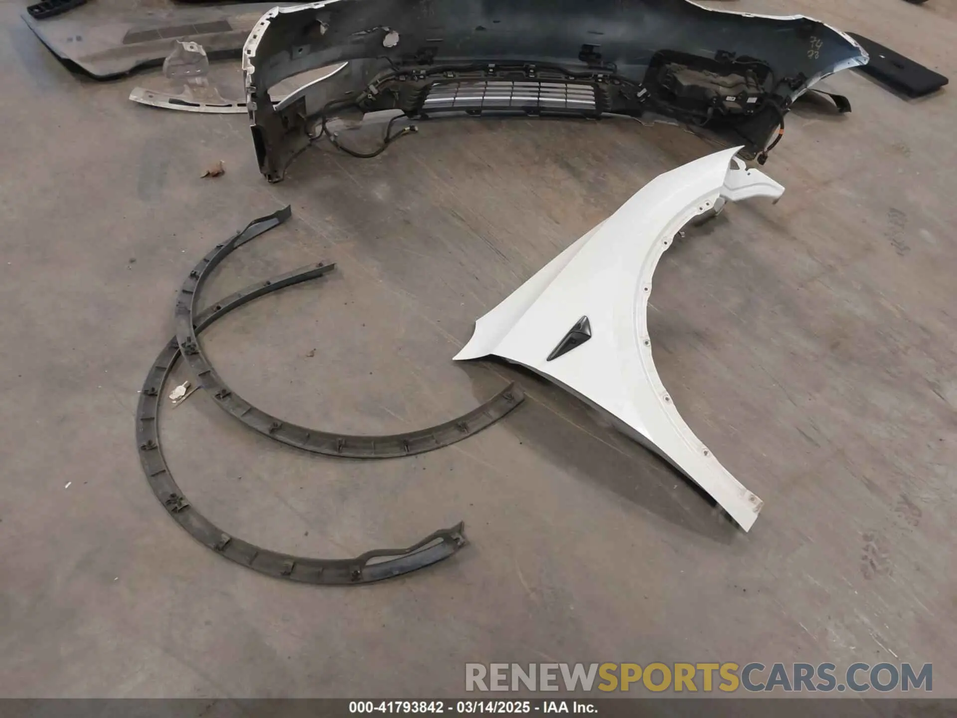 20 Photograph of a damaged car 5YJYGAEE1MF216200 TESLA MODEL Y 2021