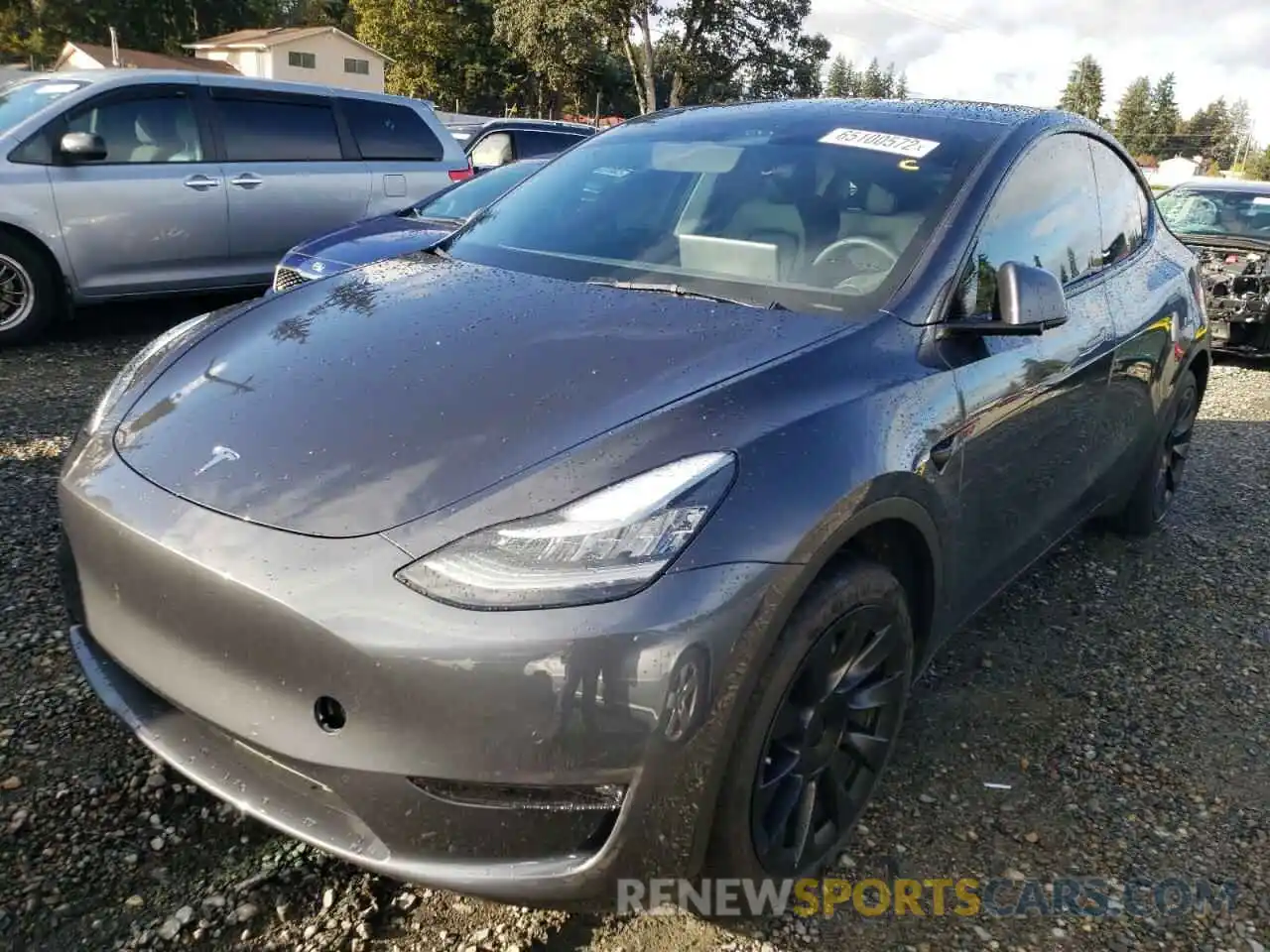 2 Photograph of a damaged car 5YJYGAEE1MF286876 TESLA MODEL Y 2021