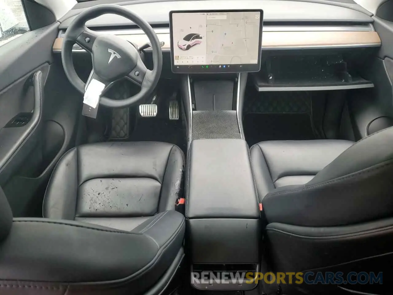 8 Photograph of a damaged car 5YJYGAEE2MF115988 TESLA MODEL Y 2021