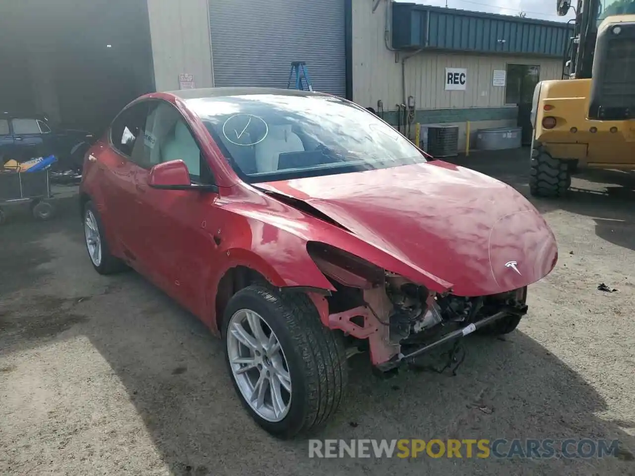 1 Photograph of a damaged car 5YJYGAEE3MF152208 TESLA MODEL Y 2021