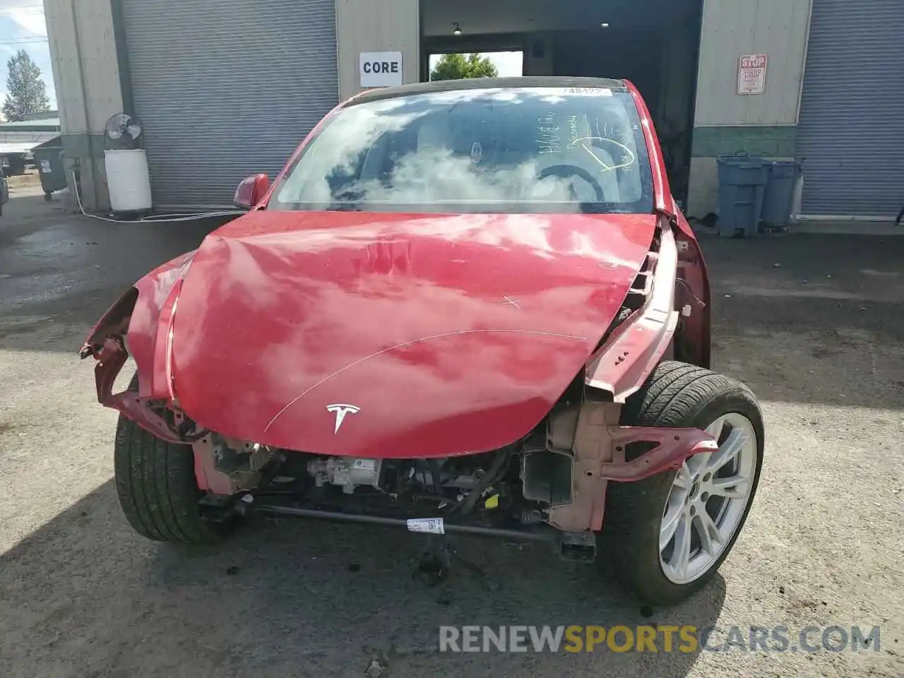 9 Photograph of a damaged car 5YJYGAEE3MF152208 TESLA MODEL Y 2021