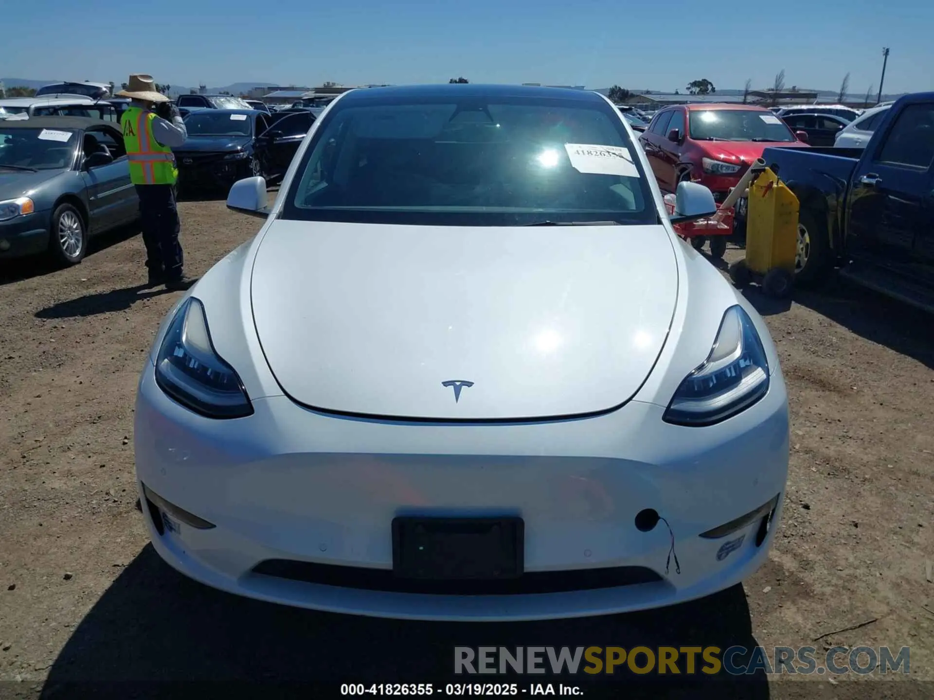 12 Photograph of a damaged car 5YJYGAEE3MF172961 TESLA MODEL Y 2021