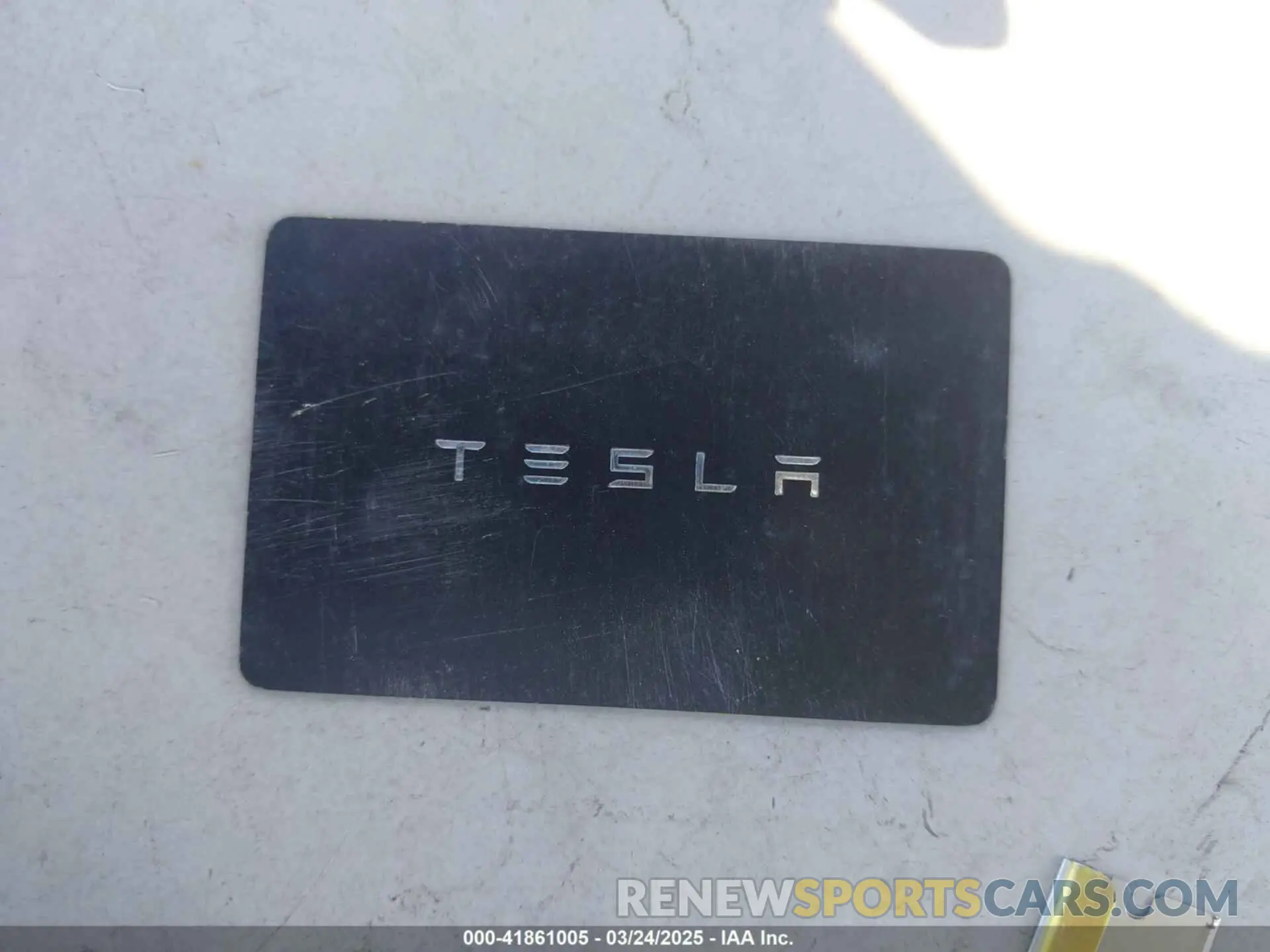 11 Photograph of a damaged car 5YJYGAEE3MF194197 TESLA MODEL Y 2021