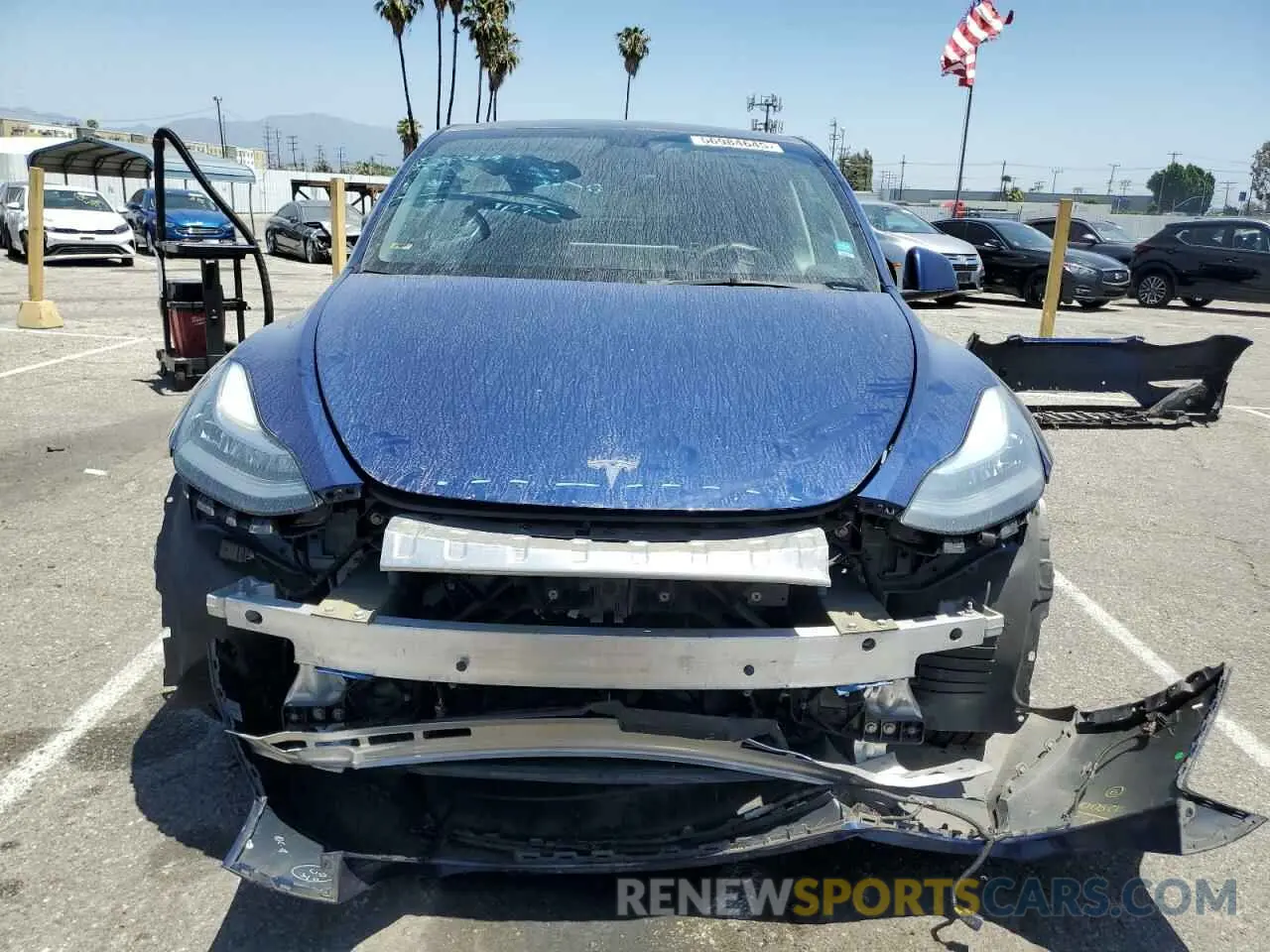 5 Photograph of a damaged car 5YJYGAEE3MF196385 TESLA MODEL Y 2021