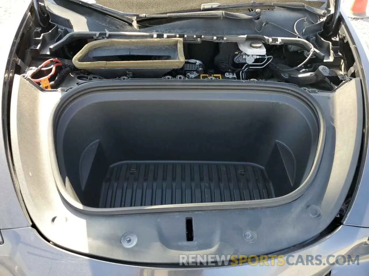 11 Photograph of a damaged car 5YJYGAEE3MF200905 TESLA MODEL Y 2021