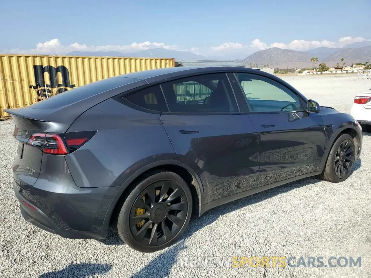 3 Photograph of a damaged car 5YJYGAEE3MF200905 TESLA MODEL Y 2021