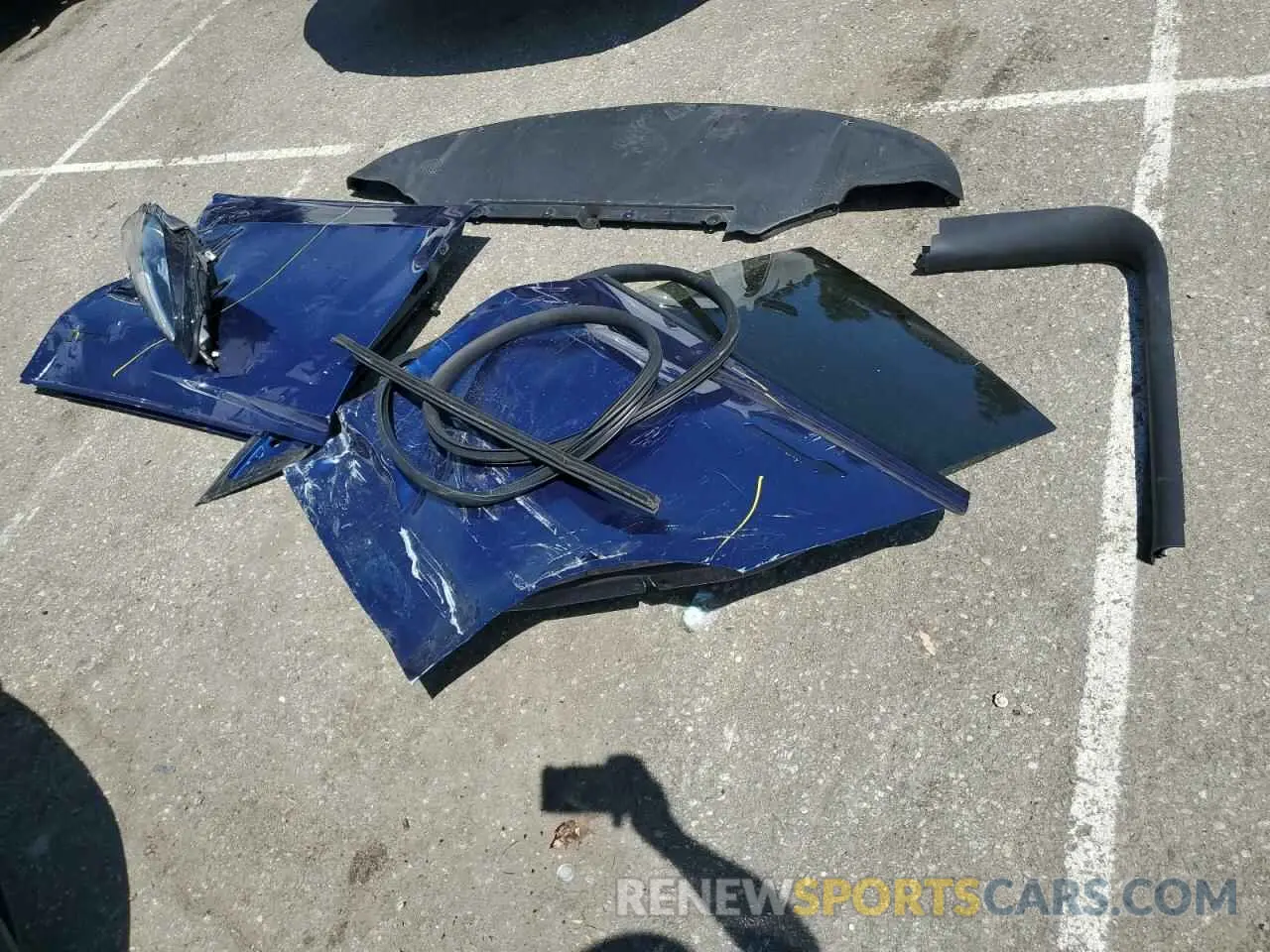 13 Photograph of a damaged car 5YJYGAEE3MF223021 TESLA MODEL Y 2021