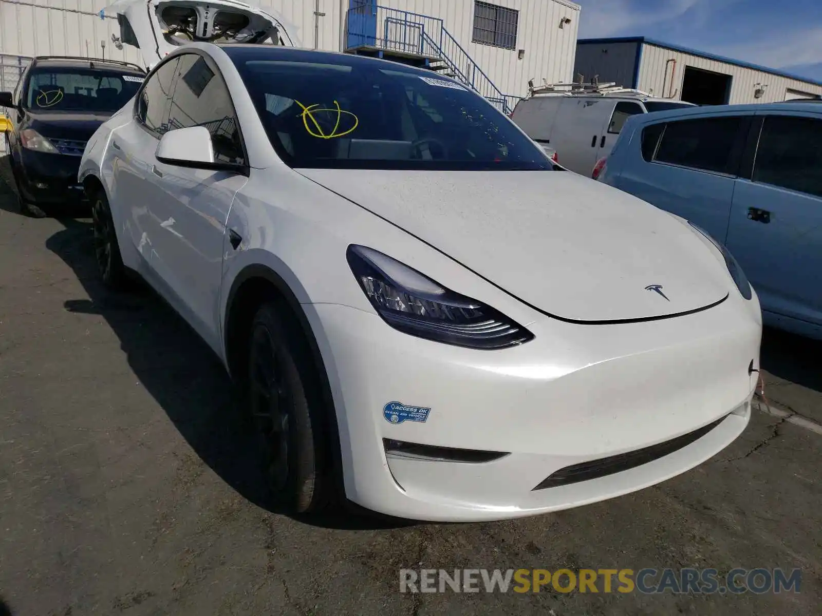 1 Photograph of a damaged car 5YJYGAEE4MF136549 TESLA MODEL Y 2021