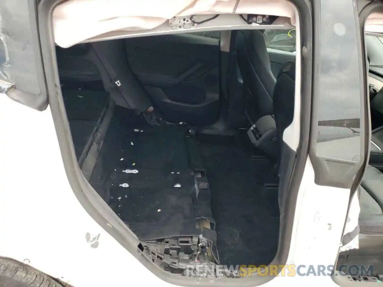 6 Photograph of a damaged car 5YJYGAEE4MF150015 TESLA MODEL Y 2021