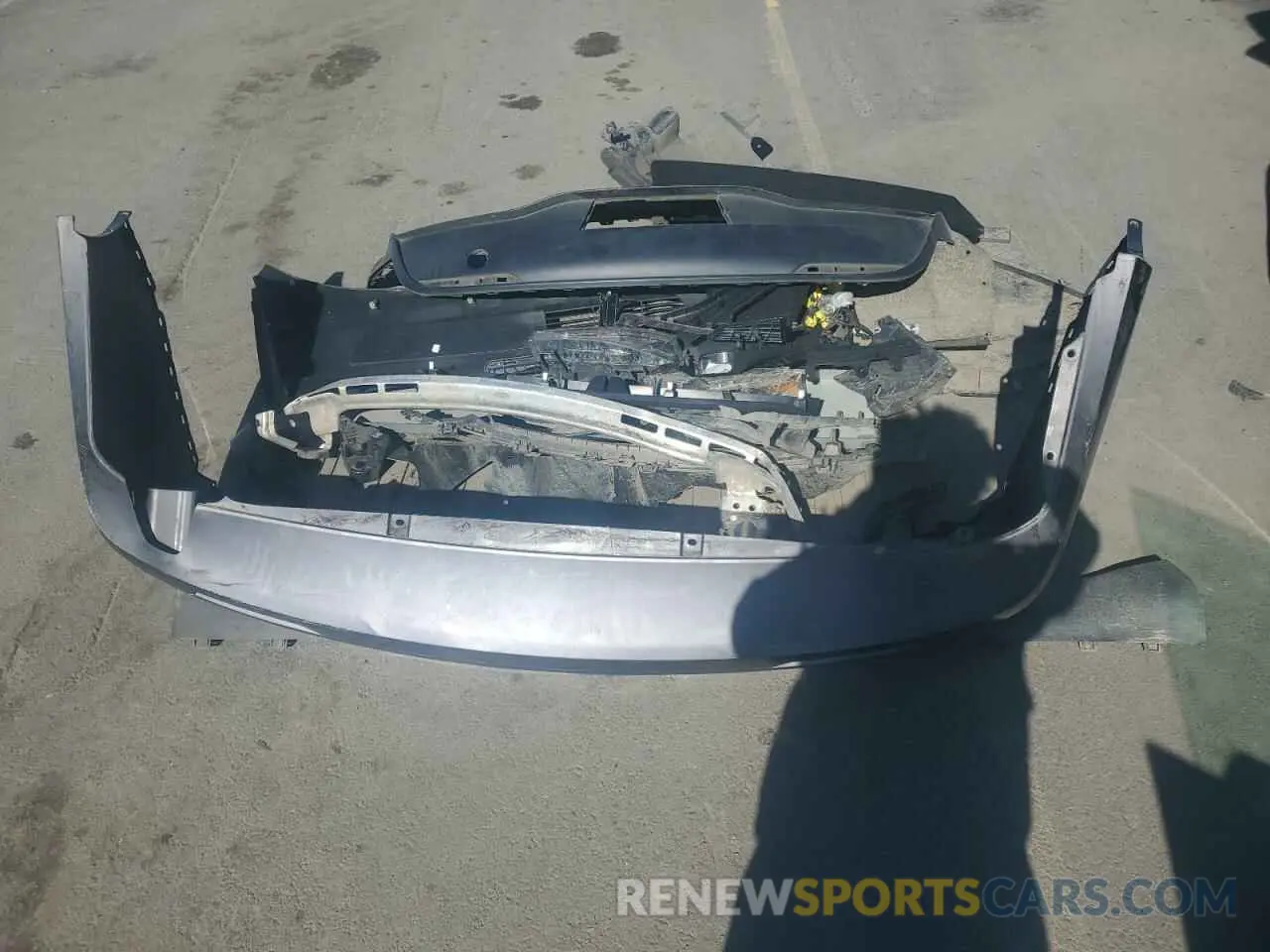 12 Photograph of a damaged car 5YJYGAEE4MF160057 TESLA MODEL Y 2021