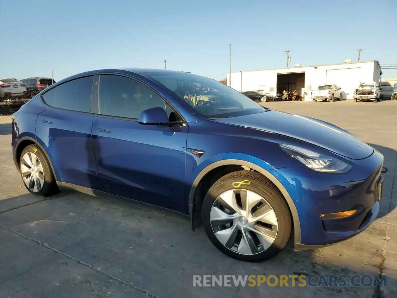 4 Photograph of a damaged car 5YJYGAEE4MF211489 TESLA MODEL Y 2021