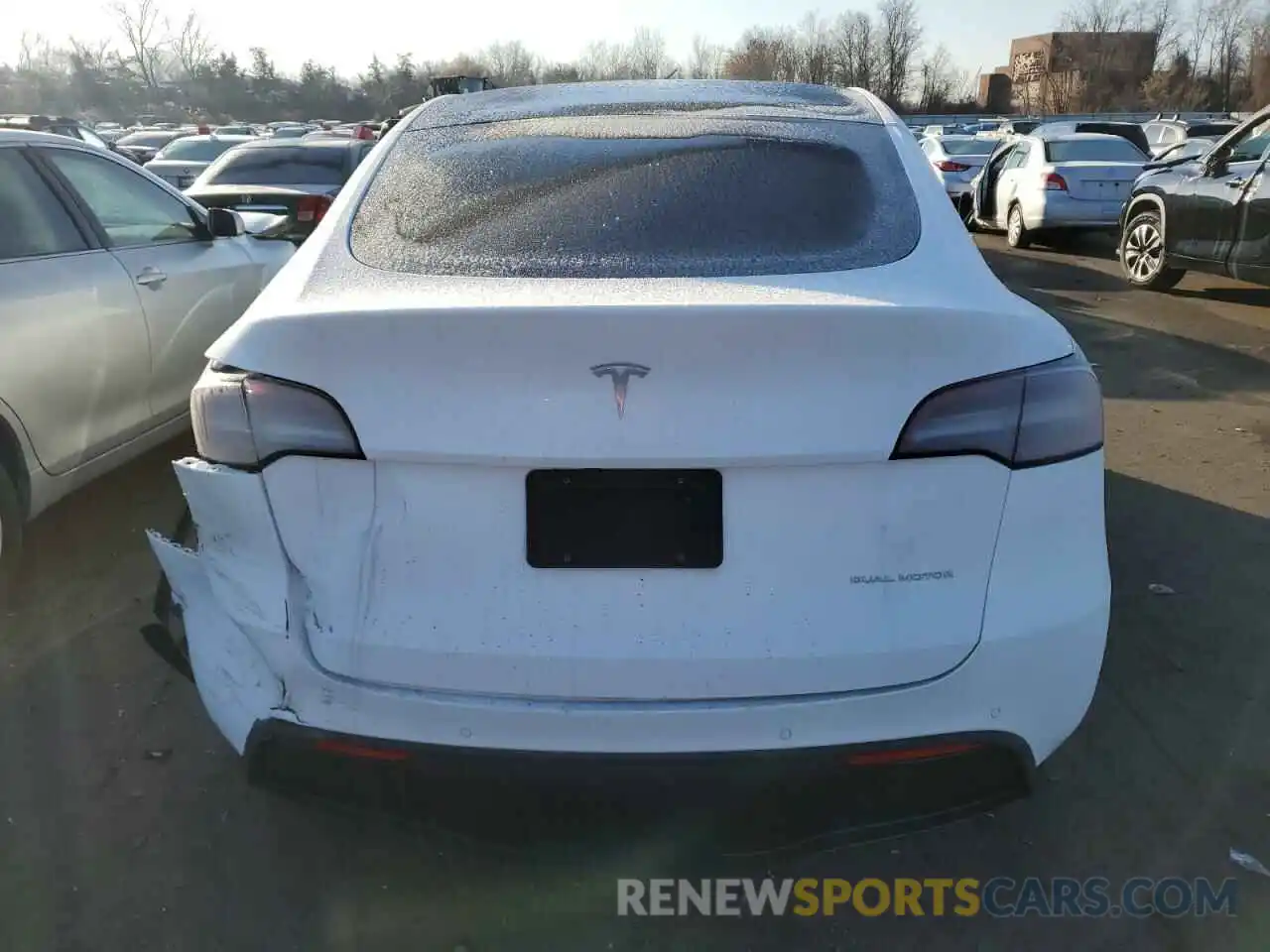 6 Photograph of a damaged car 5YJYGAEE4MF238191 TESLA MODEL Y 2021