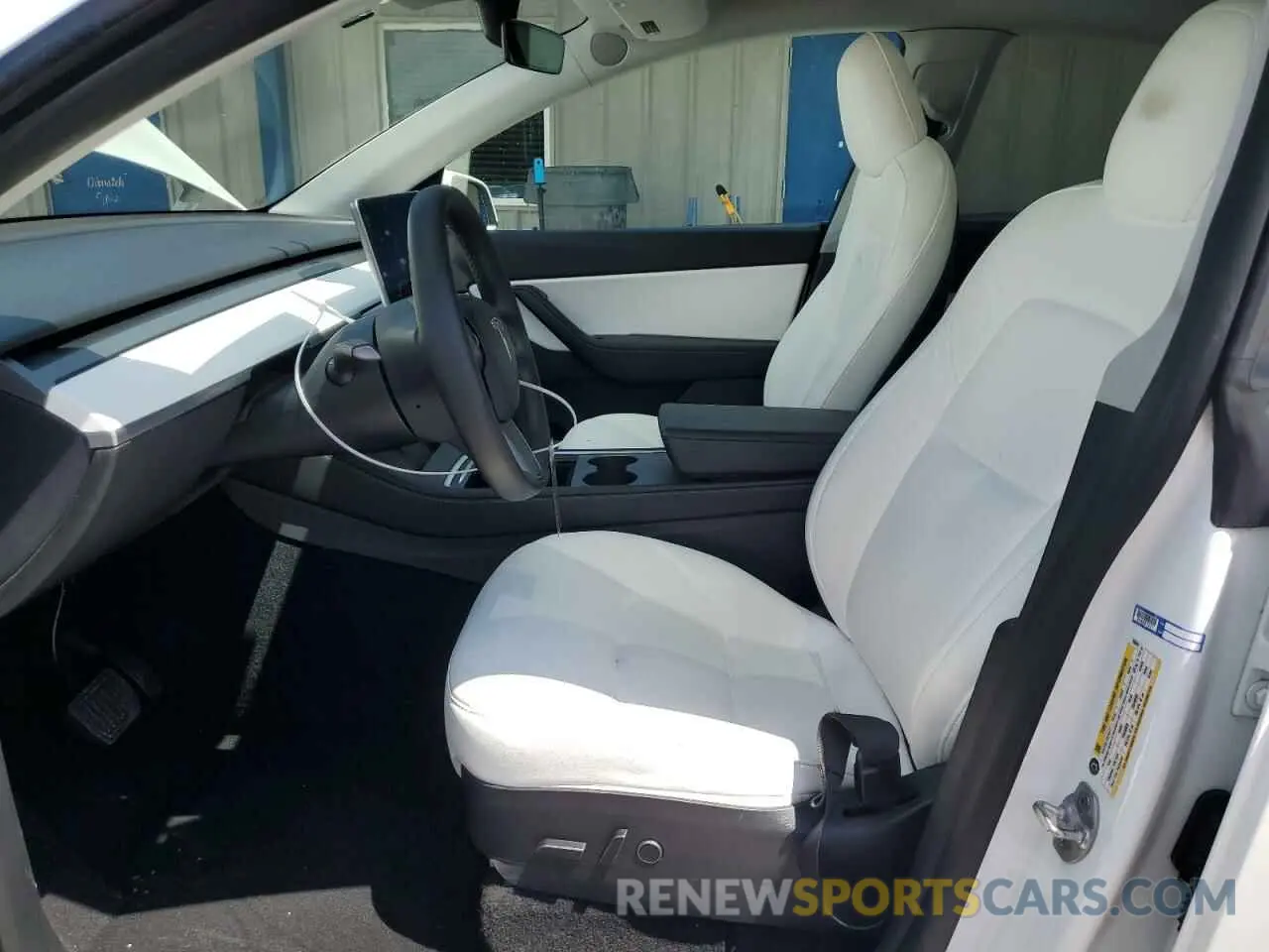 7 Photograph of a damaged car 5YJYGAEE4MF266931 TESLA MODEL Y 2021