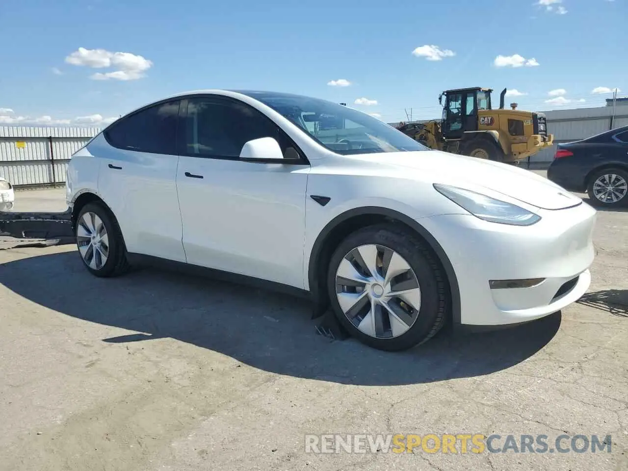 4 Photograph of a damaged car 5YJYGAEE4MF267156 TESLA MODEL Y 2021
