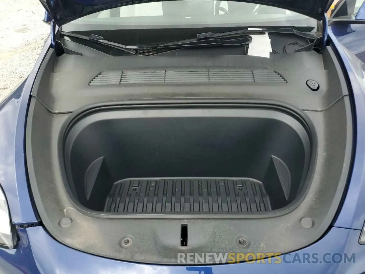 12 Photograph of a damaged car 5YJYGAEE4MF311706 TESLA MODEL Y 2021