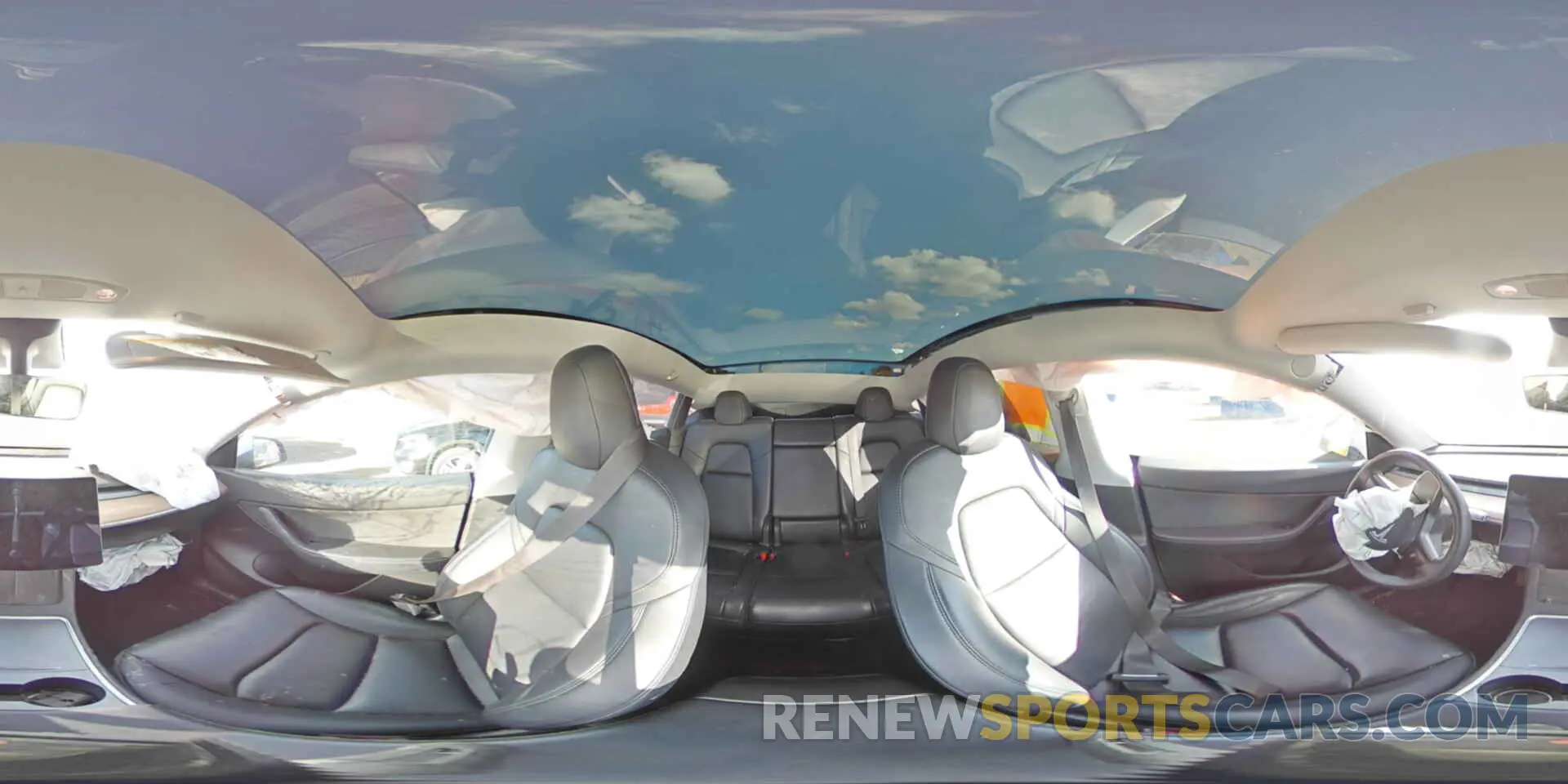 14 Photograph of a damaged car 5YJYGAEE5MF180205 TESLA MODEL Y 2021