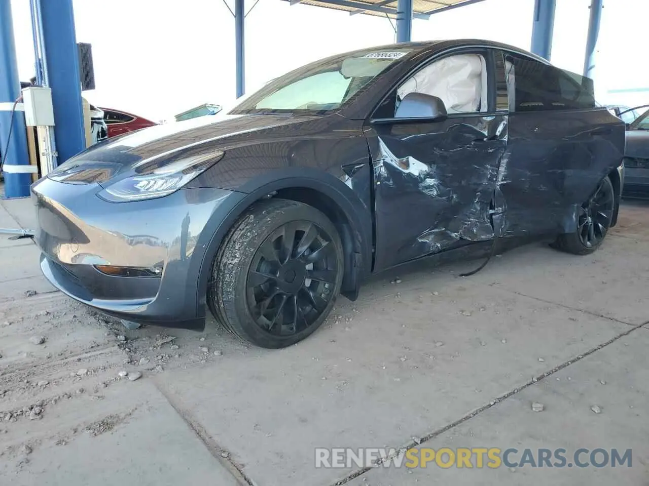 1 Photograph of a damaged car 5YJYGAEE5MF195156 TESLA MODEL Y 2021