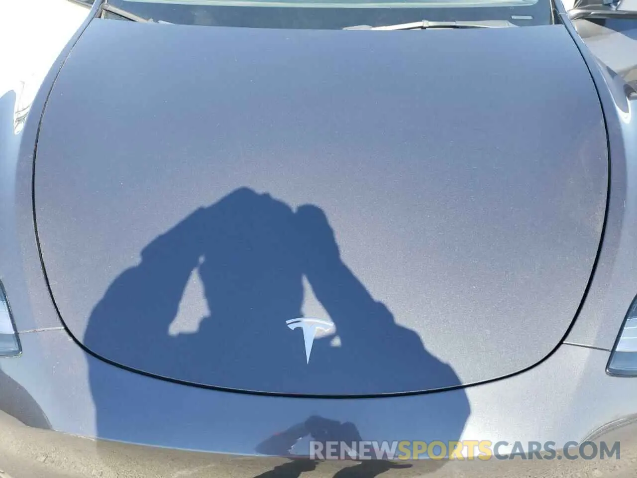 12 Photograph of a damaged car 5YJYGAEE5MF261558 TESLA MODEL Y 2021