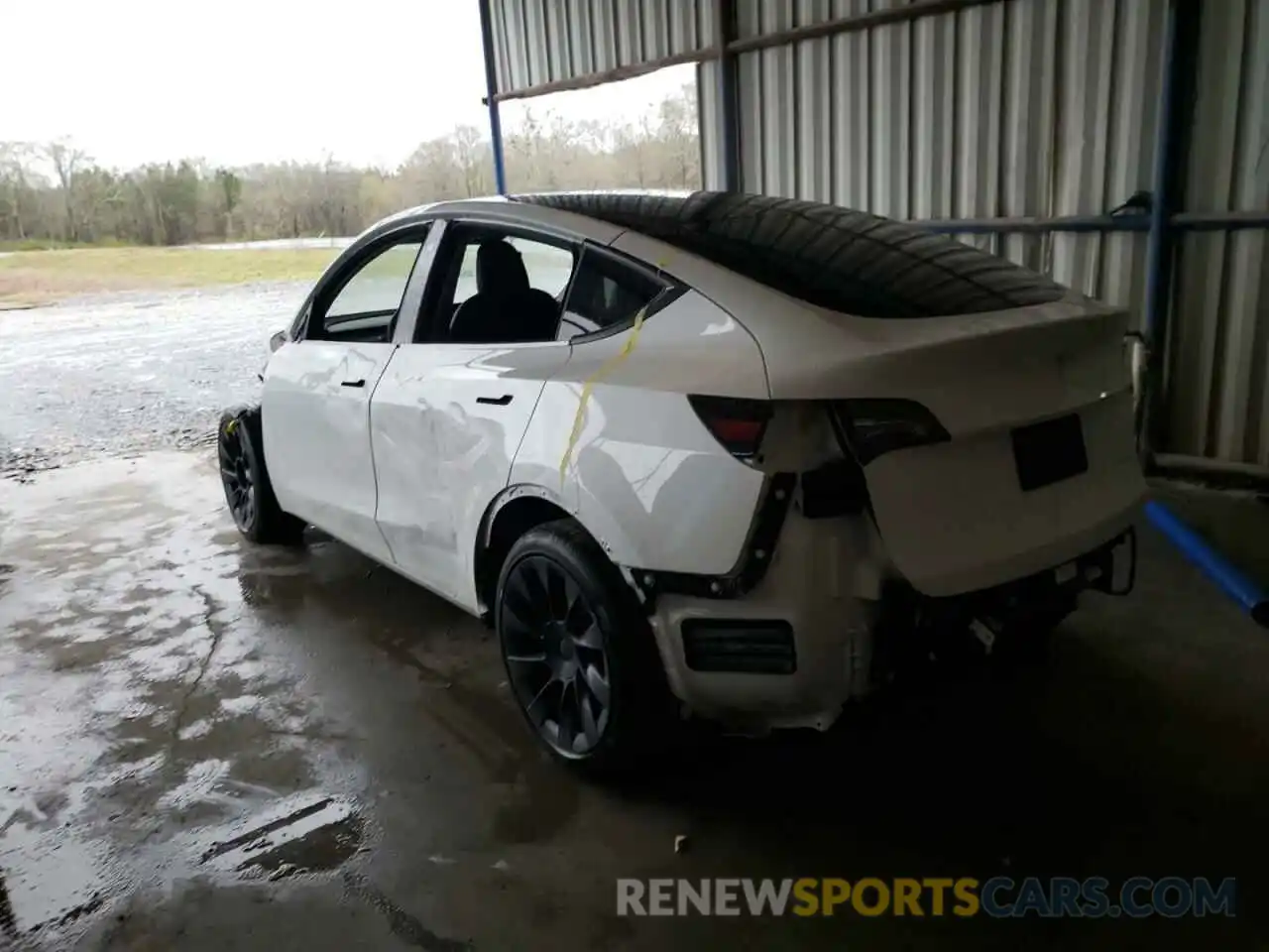 3 Photograph of a damaged car 5YJYGAEE5MF296441 TESLA MODEL Y 2021