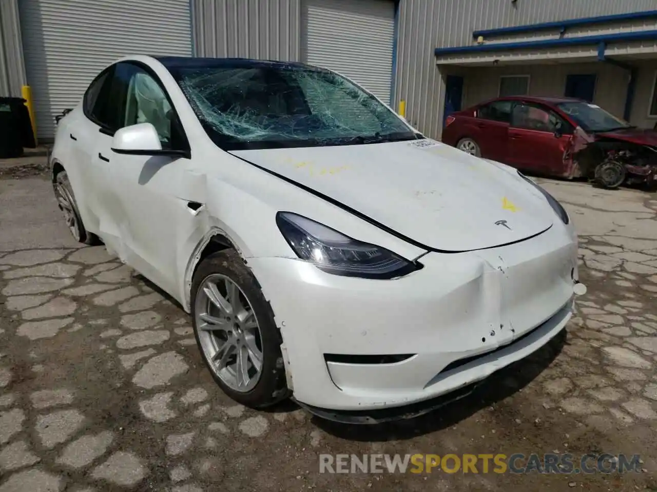 1 Photograph of a damaged car 5YJYGAEE6MF146841 TESLA MODEL Y 2021