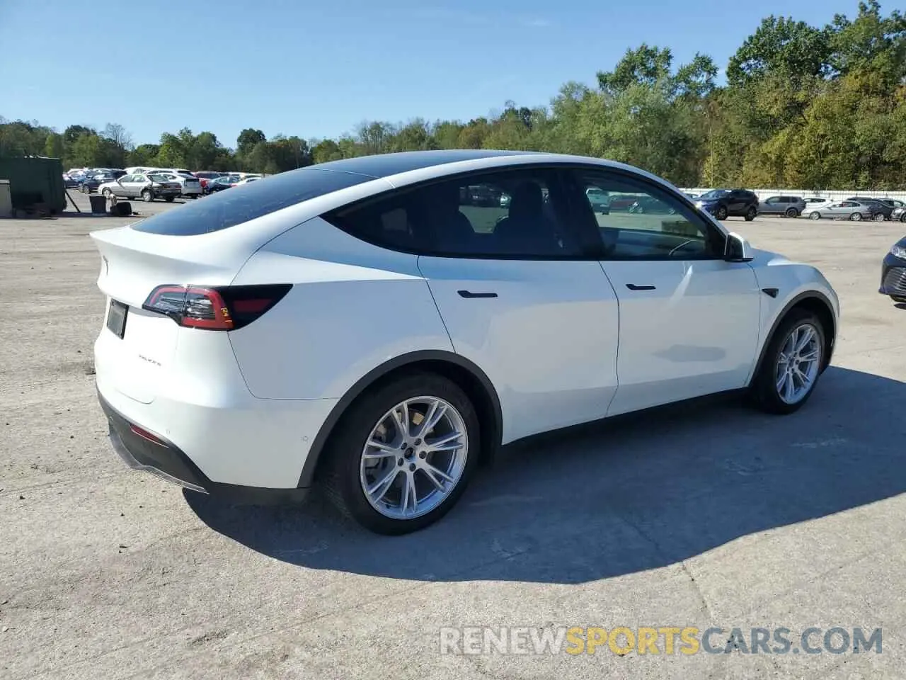 3 Photograph of a damaged car 5YJYGAEE6MF149142 TESLA MODEL Y 2021