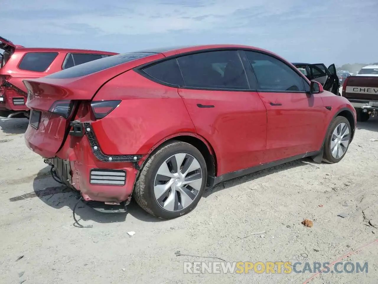 3 Photograph of a damaged car 5YJYGAEE6MF187986 TESLA MODEL Y 2021