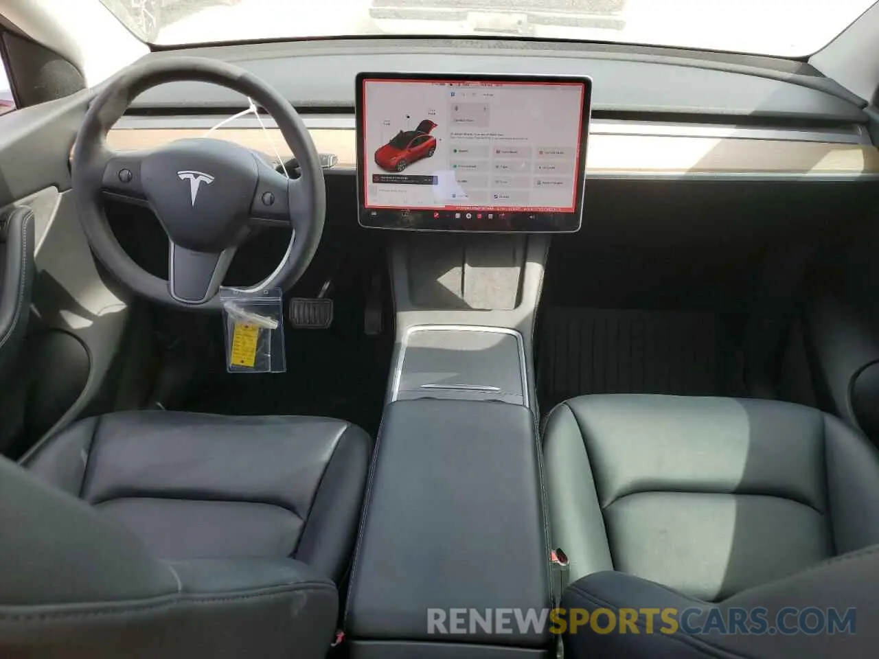8 Photograph of a damaged car 5YJYGAEE6MF187986 TESLA MODEL Y 2021