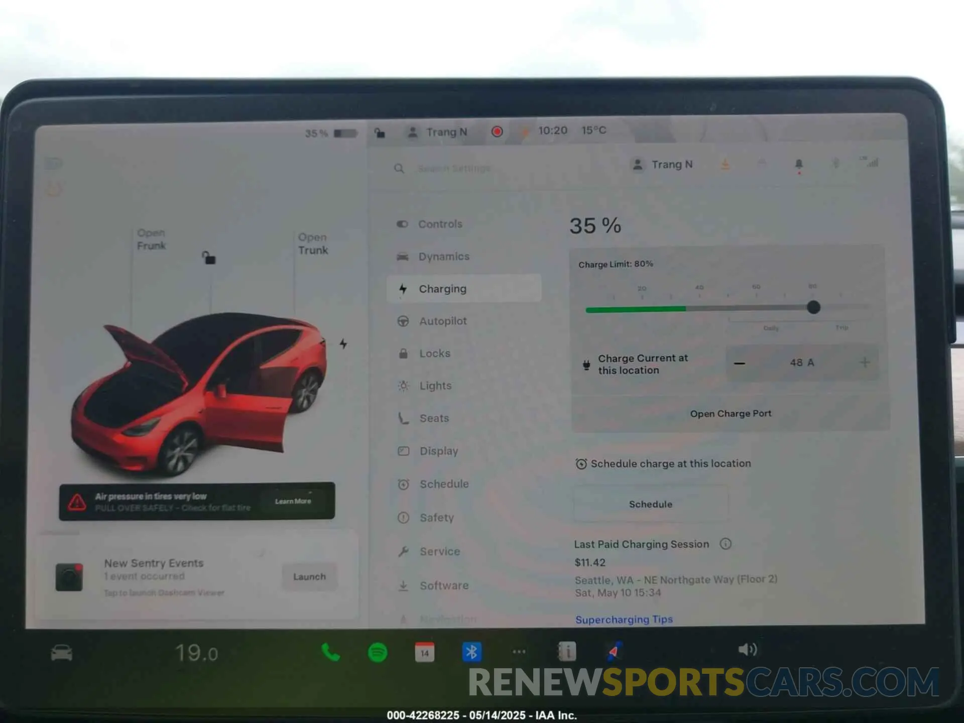 16 Photograph of a damaged car 5YJYGAEE6MF205256 TESLA MODEL Y 2021