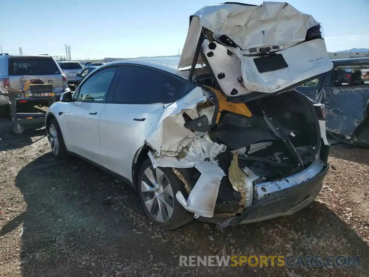 3 Photograph of a damaged car 5YJYGAEE6MF211395 TESLA MODEL Y 2021