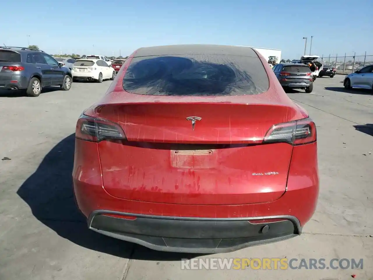 6 Photograph of a damaged car 5YJYGAEE6MF222767 TESLA MODEL Y 2021