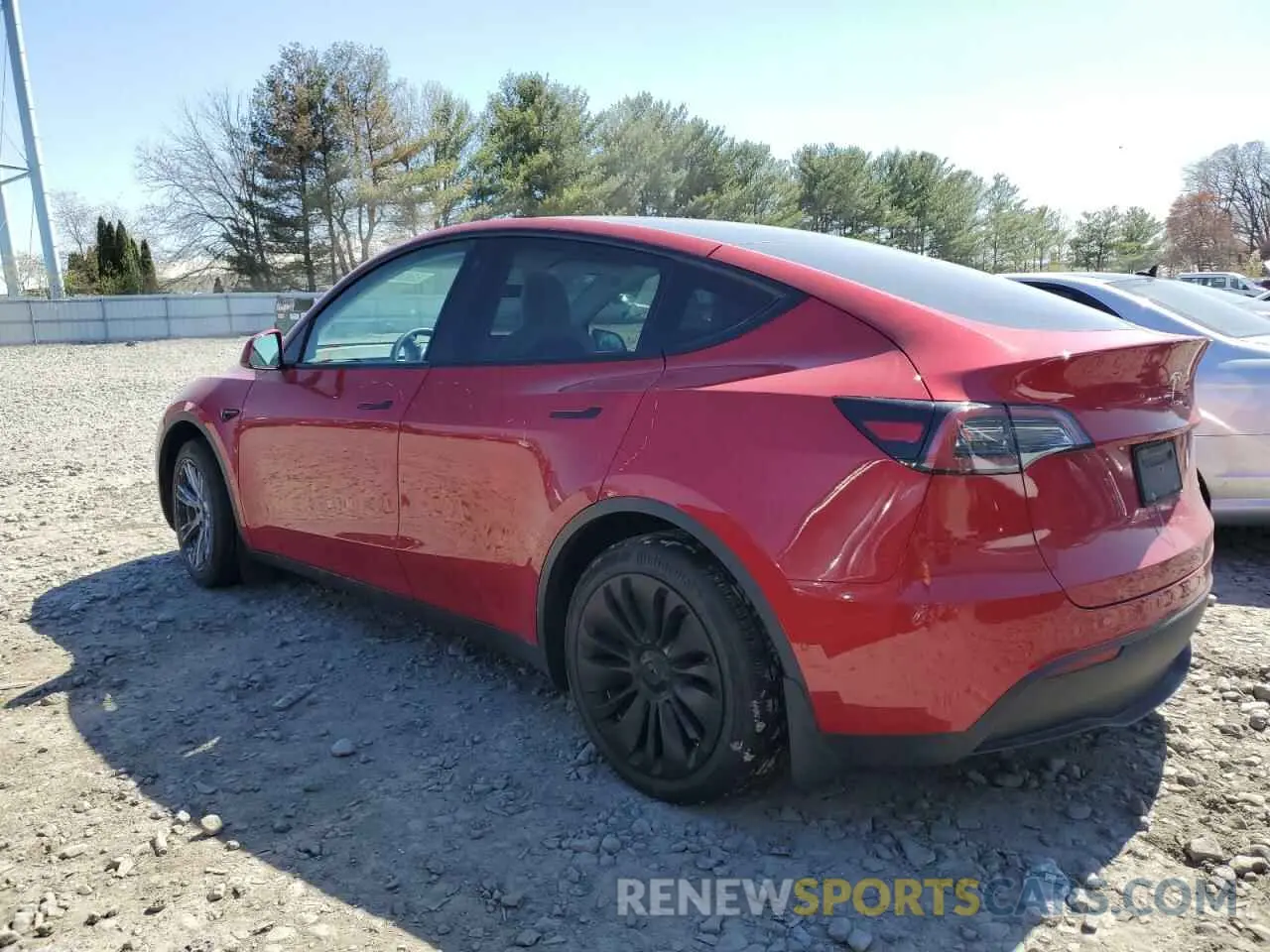 2 Photograph of a damaged car 5YJYGAEE6MF264727 TESLA MODEL Y 2021
