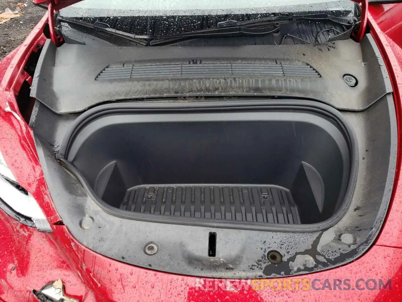 11 Photograph of a damaged car 5YJYGAEE6MF286601 TESLA MODEL Y 2021