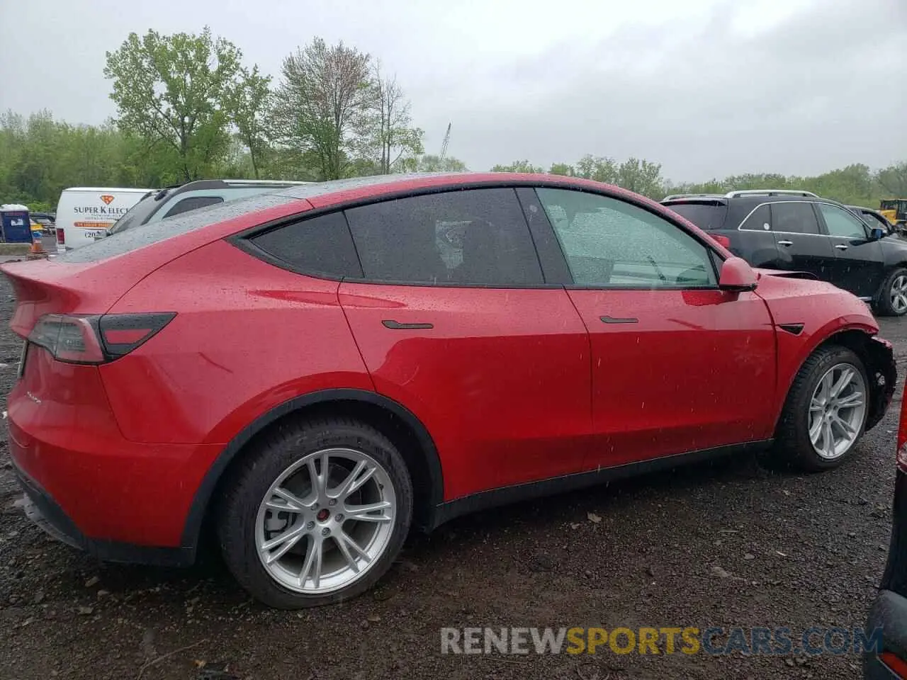 3 Photograph of a damaged car 5YJYGAEE6MF286601 TESLA MODEL Y 2021
