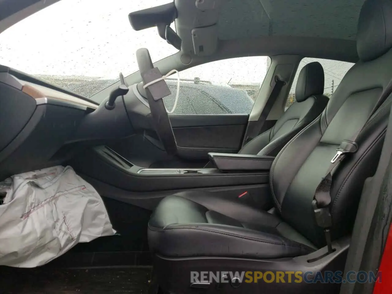 7 Photograph of a damaged car 5YJYGAEE6MF286601 TESLA MODEL Y 2021